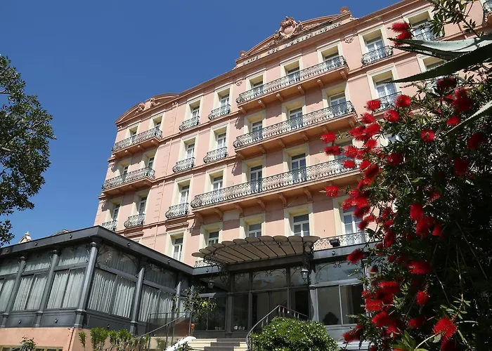 Grand Des Ambassadeurs