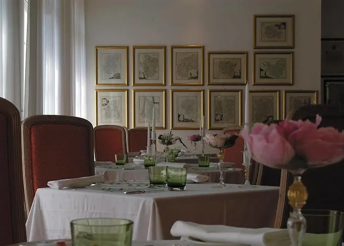 Grand Des Ambassadeurs Hotel Mentona