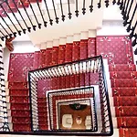 Hotel Grand Des Ambassadeurs 4*