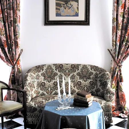 Grand Des Ambassadeurs فندق 4*