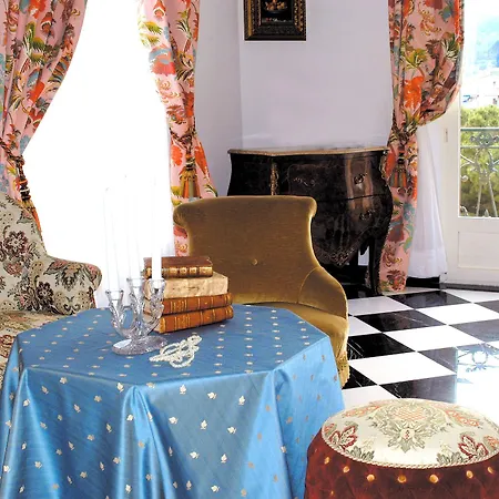 Hotel Grand Des Ambassadeurs