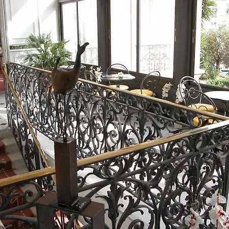 Grand Des Ambassadeurs فندق