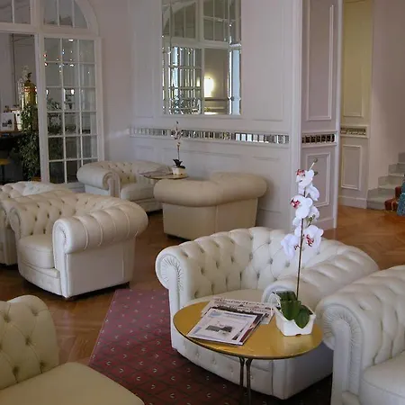 Grand Des Ambassadeurs Hotel