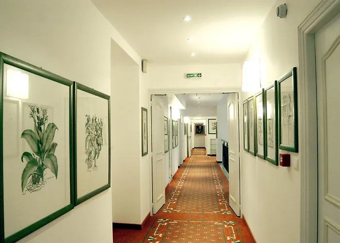 Grand Des Ambassadeurs Hotel 4*