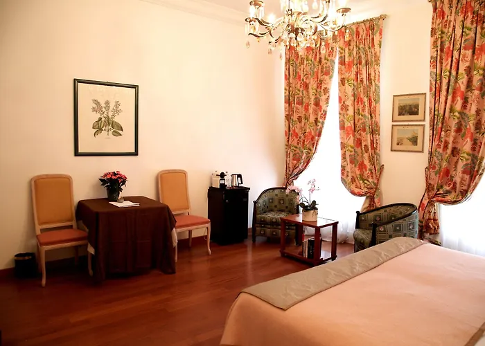 Grand Des Ambassadeurs Hotel Menton