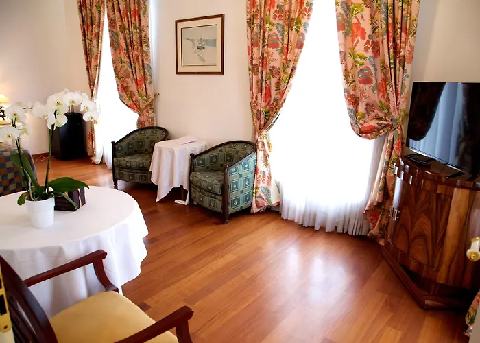 Grand Des Ambassadeurs