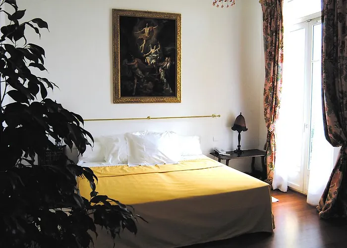 Szálloda Grand Des Ambassadeurs 4*