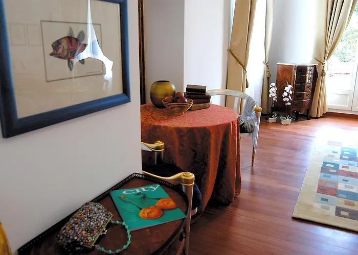 Hotel Grand Des Ambassadeurs 4*