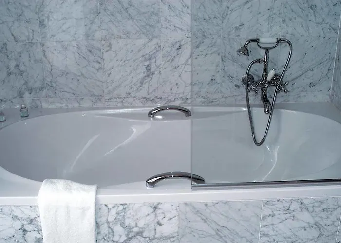 Des Ambassadeurs Hotell